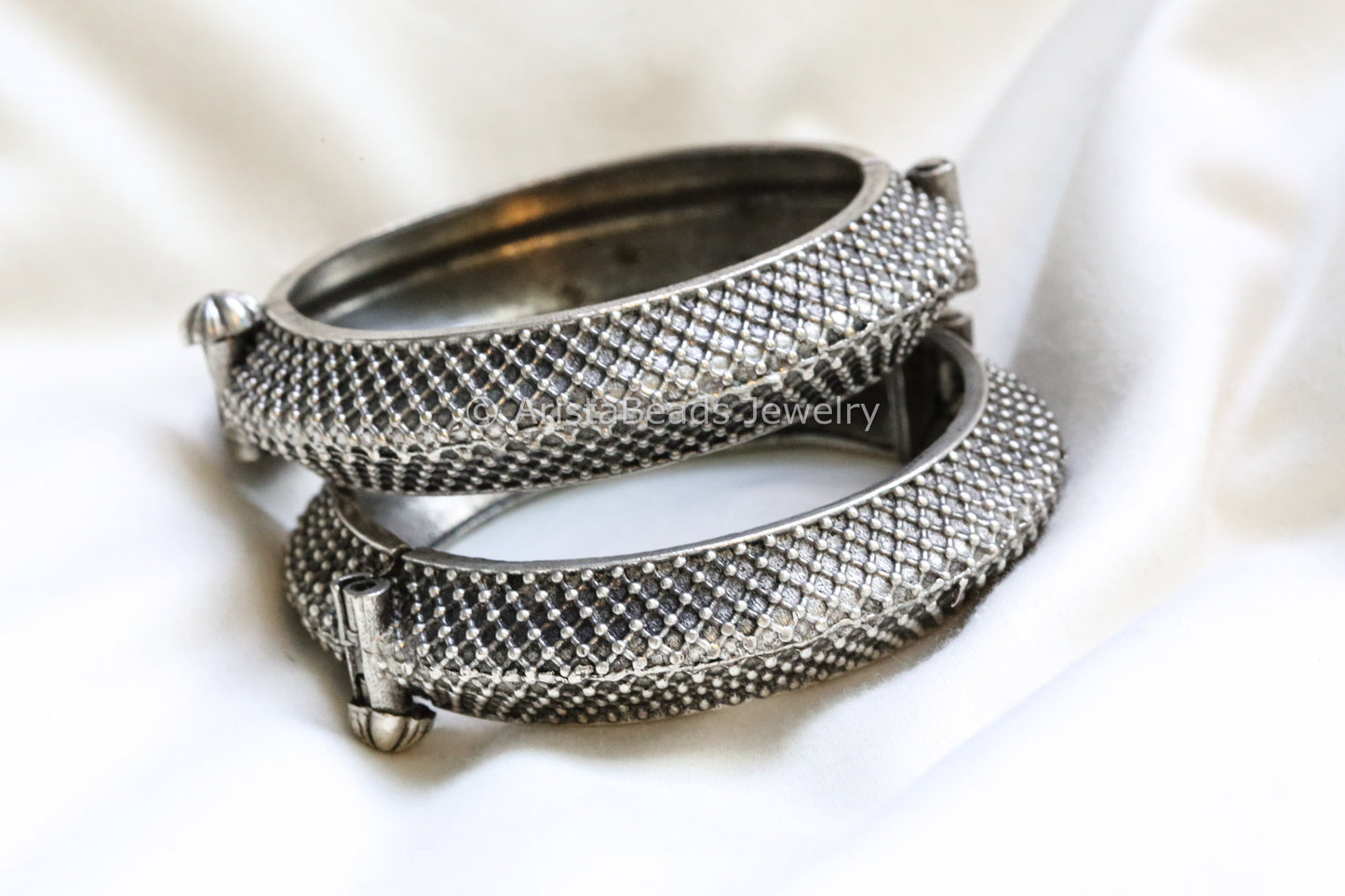 Silver Look Alike Kada (Screw System)