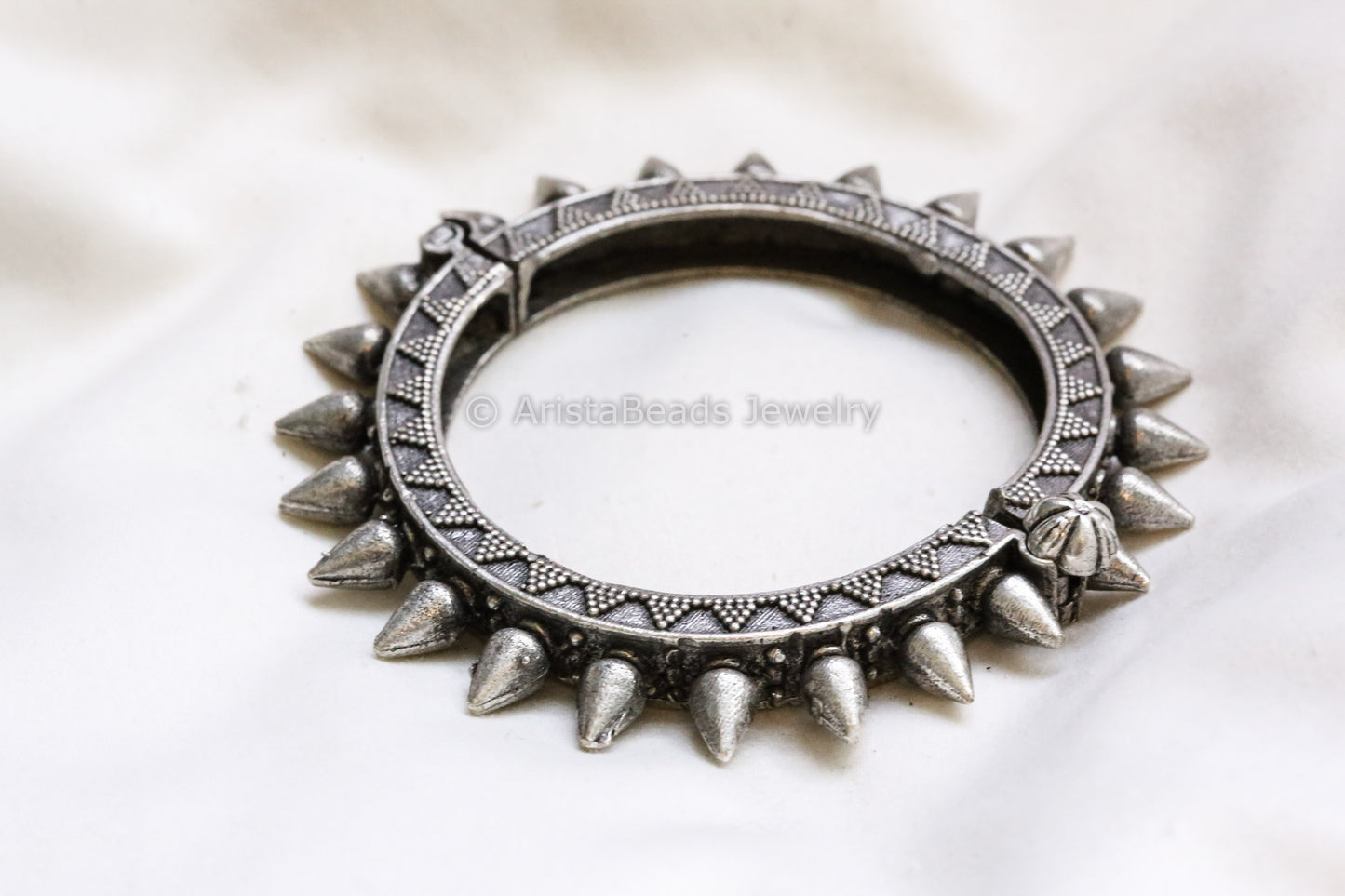 Silver Look Bangle (openable)
