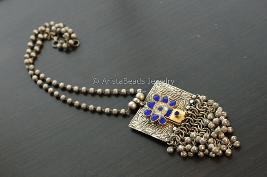 Kundan Fusion Ghungroo Pendant Chain Necklace - Blue