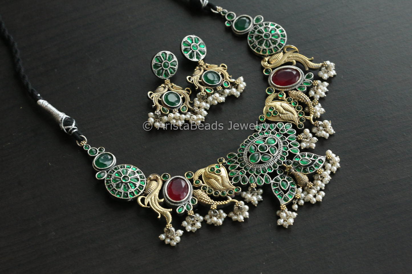 Dual Tone Kemp Stones Necklace Set - Green