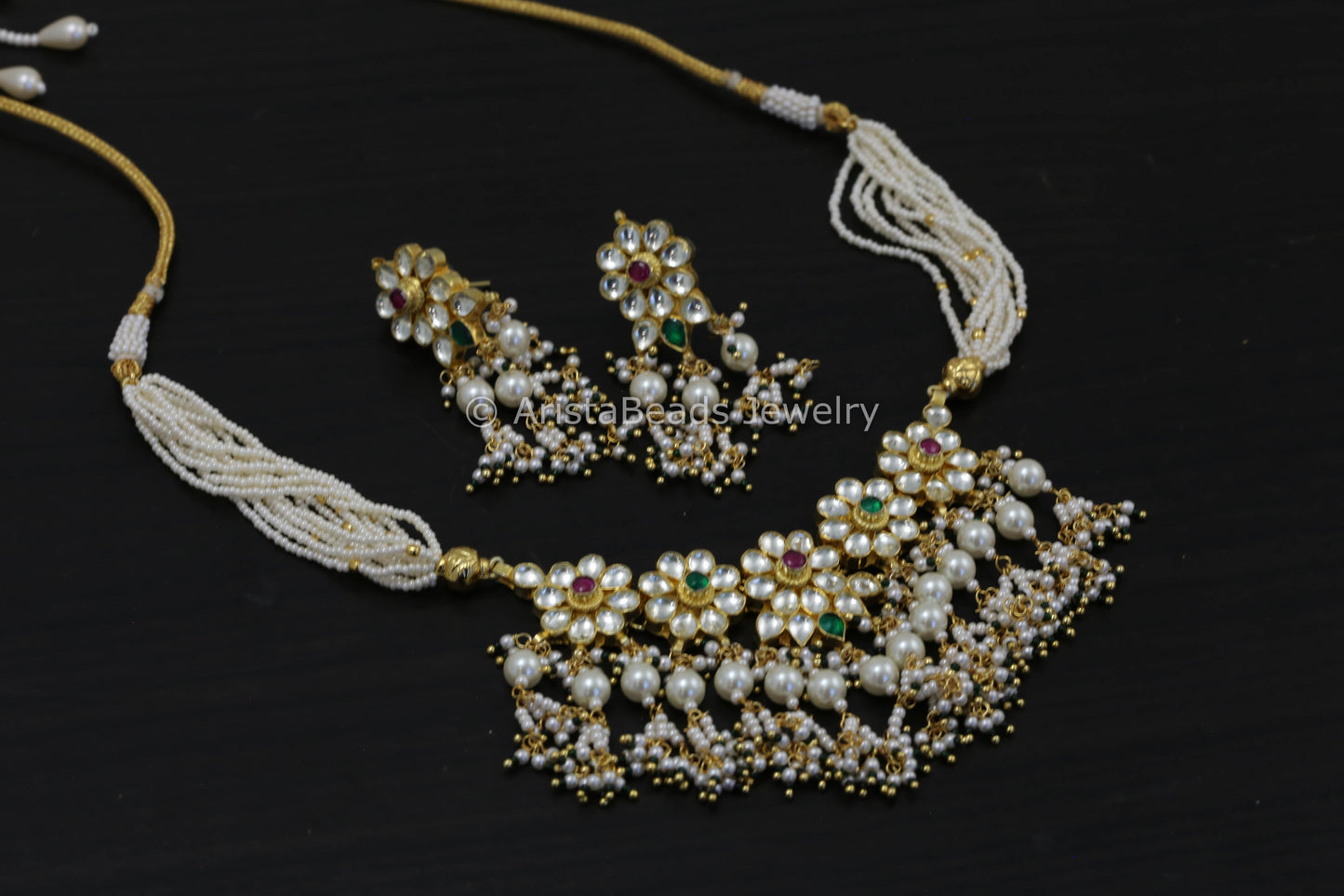 Dainty Pachi Kundan Necklace Set