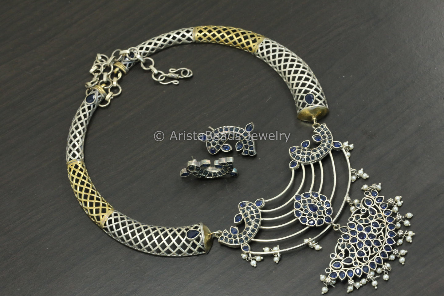 Dual Tone Hasli Necklace Set -Blue