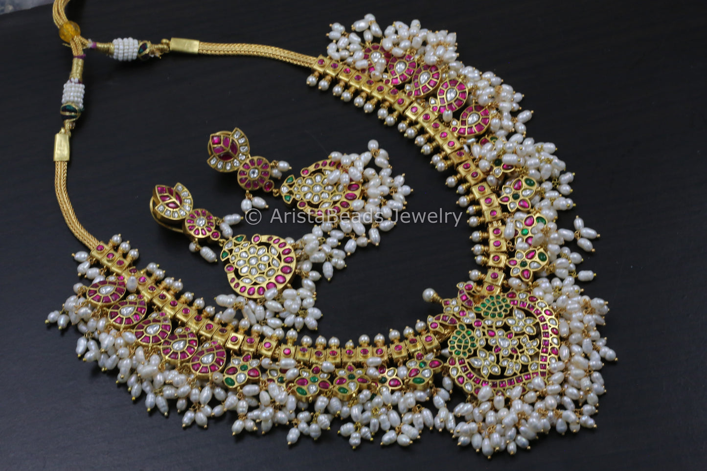 Jadau Kundan Real Pearls Guttapusalu Set