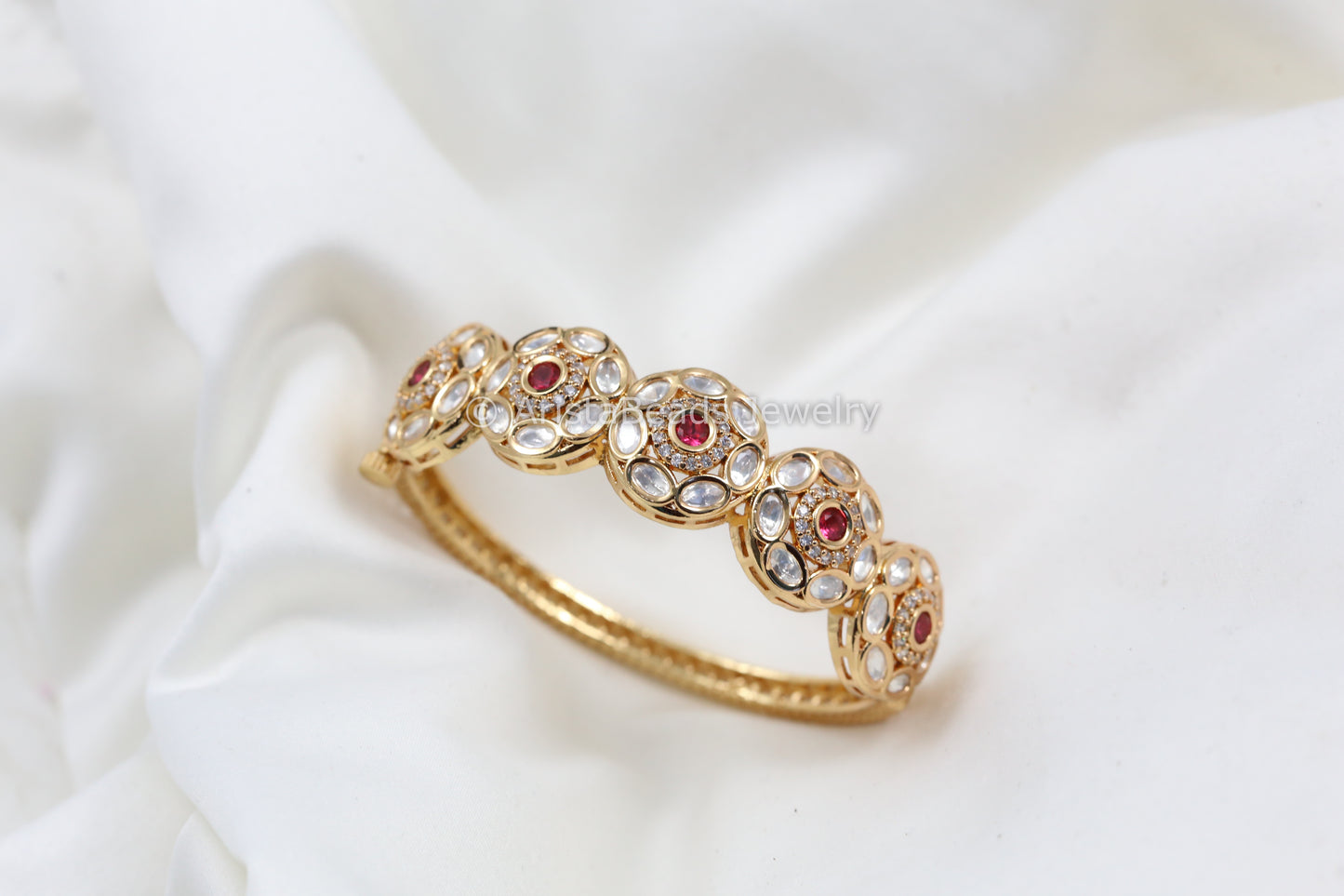 Uncut Polki Red Bracelet (Openable)