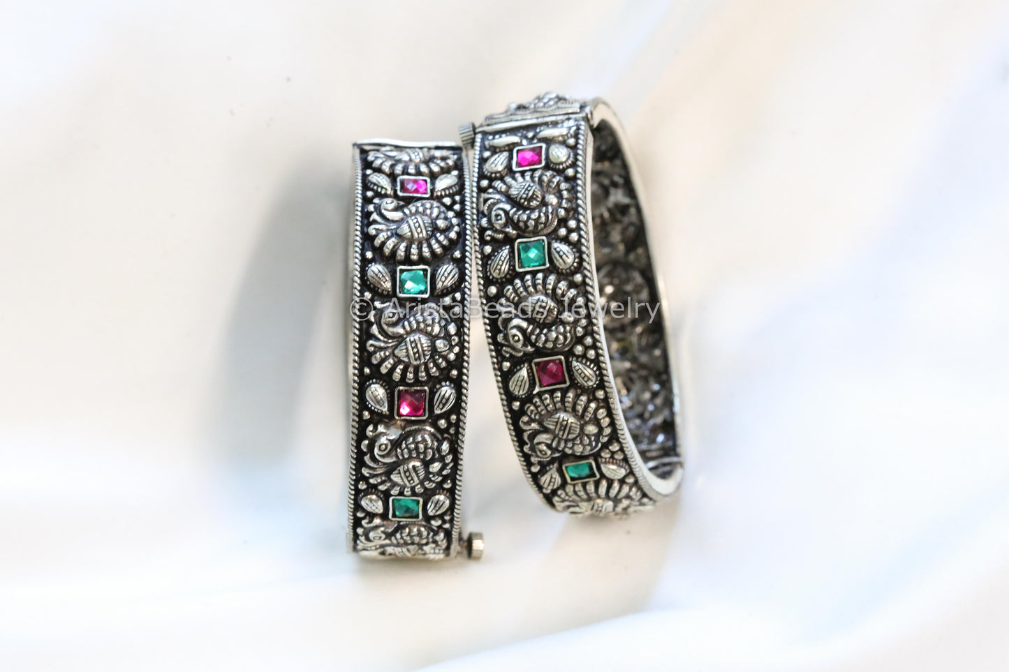 Silver Look Nakshi Bangle Set (2.6 openable)