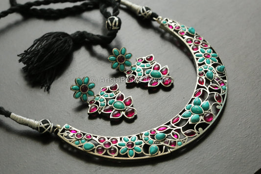 Handmade Oxidized Hasli Necklace - Turquoise Ruby
