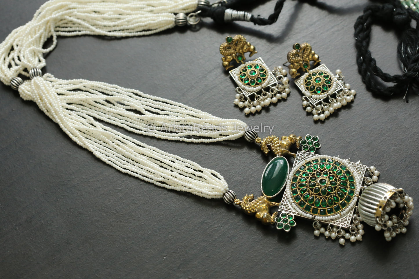 Handmade Dual Tone Jhumka Necklace Set - Green
