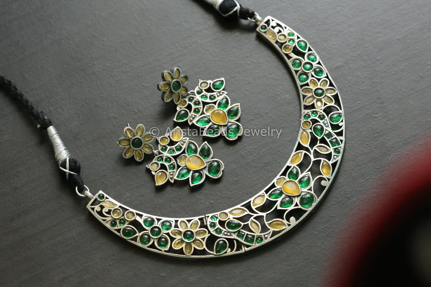 Handmade Oxidized Hasli Necklace - Yellow Green