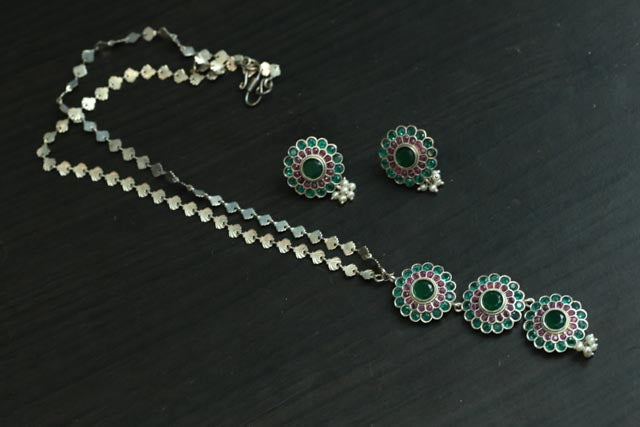 Silver Look Long Necklace Set - Red Green