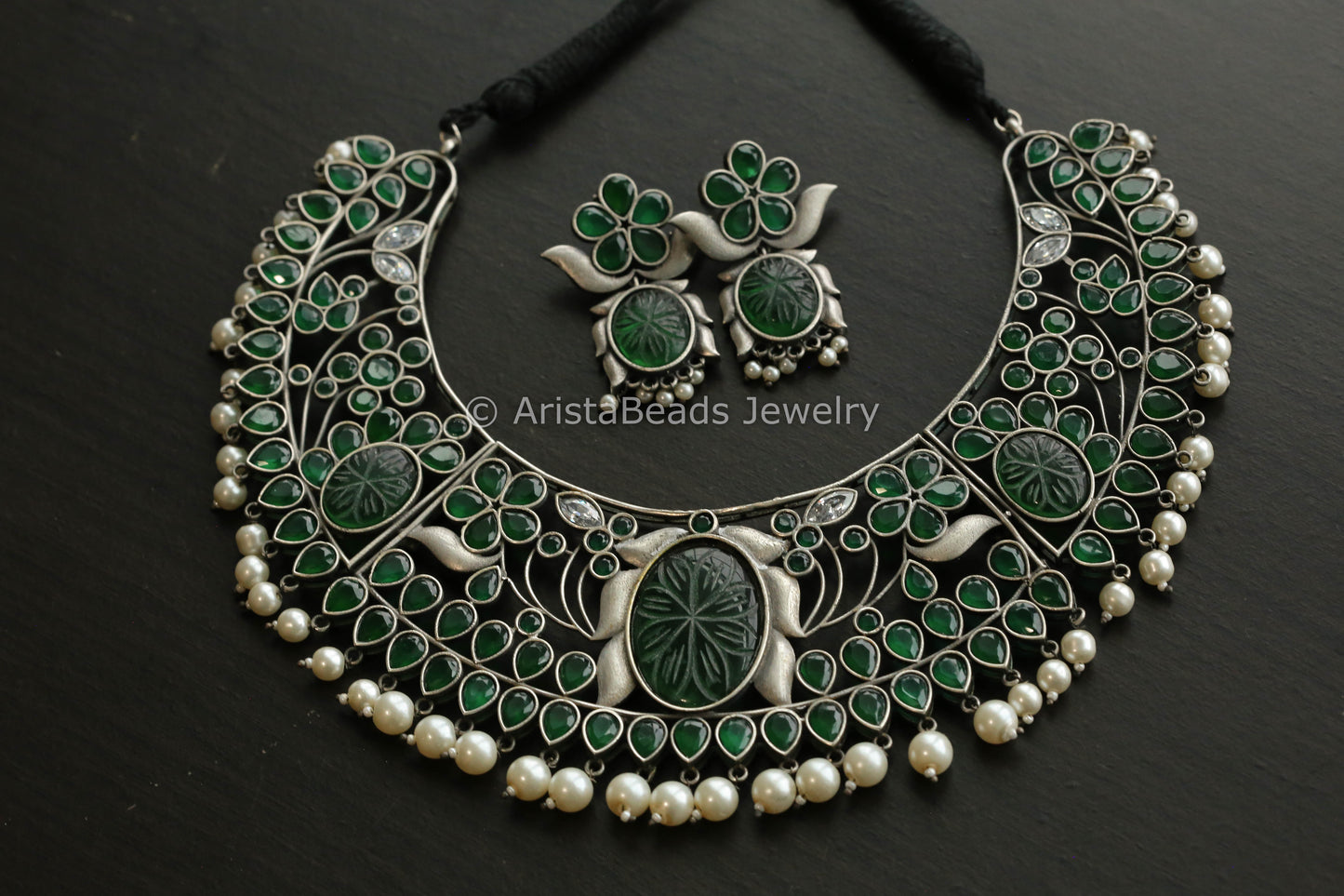 Large Hasli Necklace Set- Green