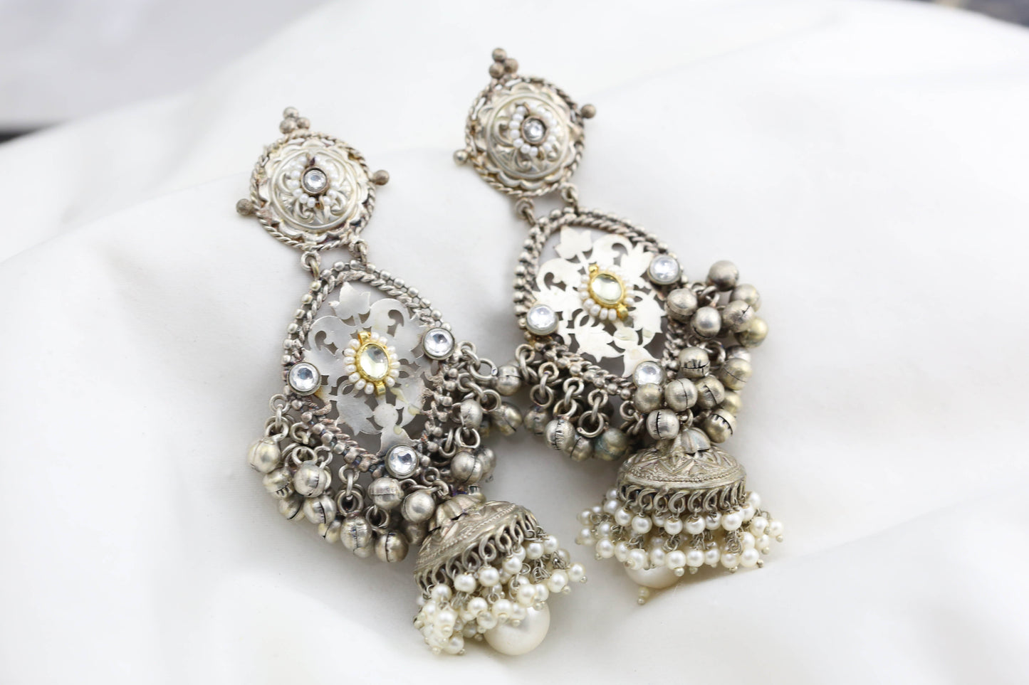 Silver Polish Clear Kundan Jhumka Earrings