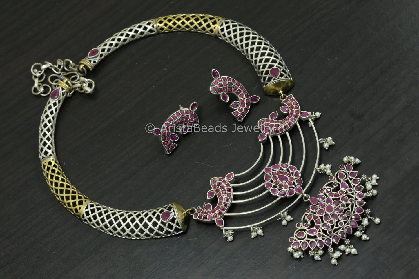 Dual Tone Hasli Necklace Set - Ruby