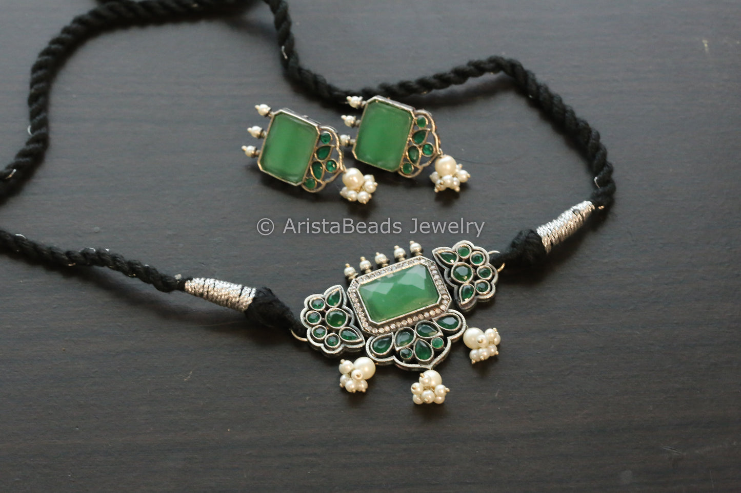 Green Monalisa Stone Choker Set