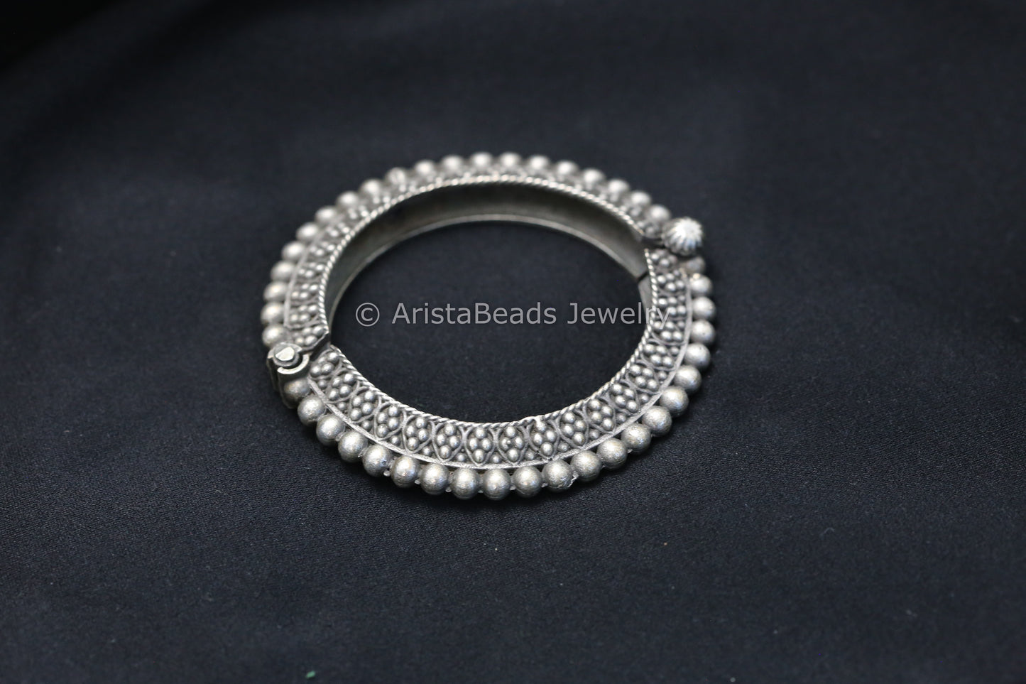 Silver Look Pacheli Bangle(Screw System)