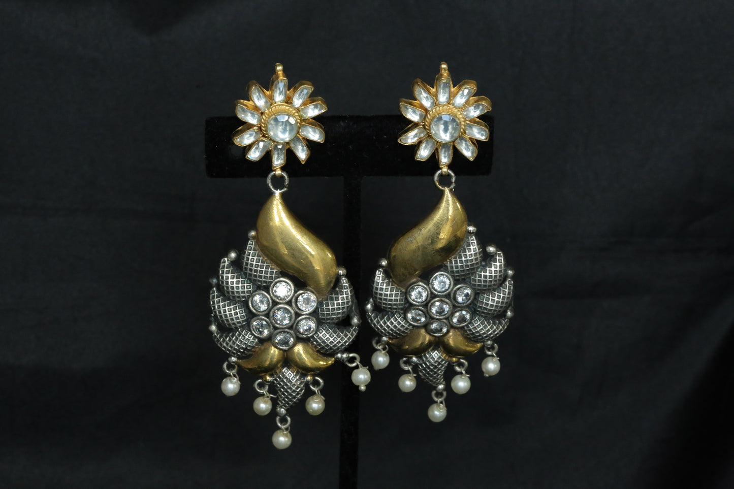 Kundan Stud Dual Tone Earrings