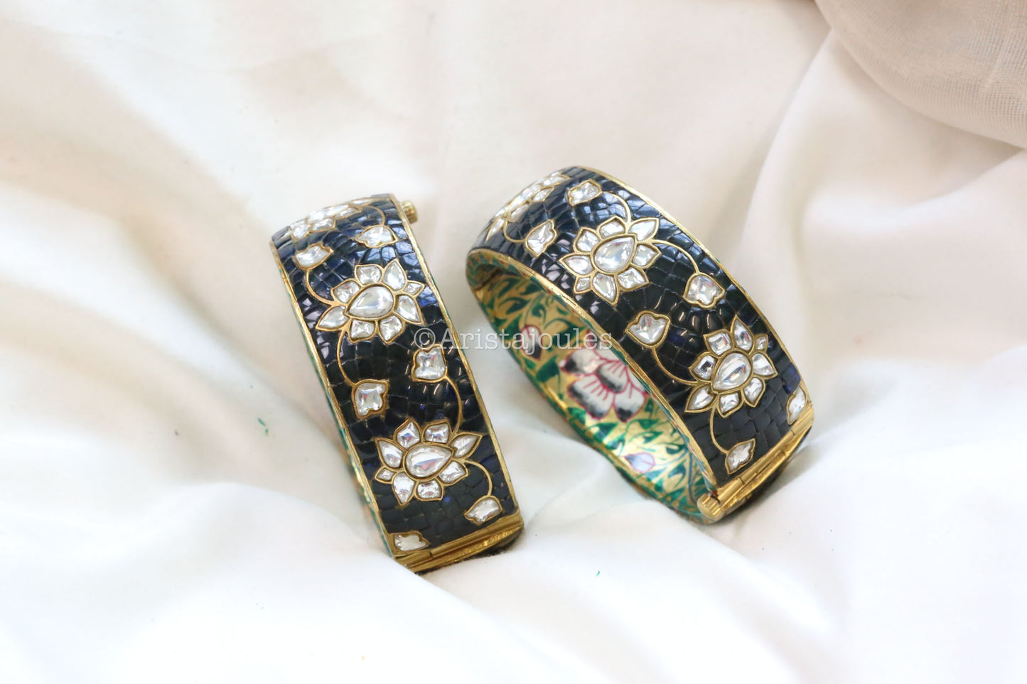 Aayat Takkar Jadau Kundan Bangle - Dark Blue
