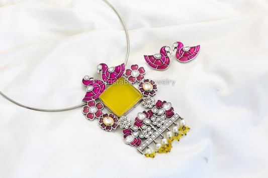 Yellow Monalisa Stone Jadau Pendant Hasli Set
