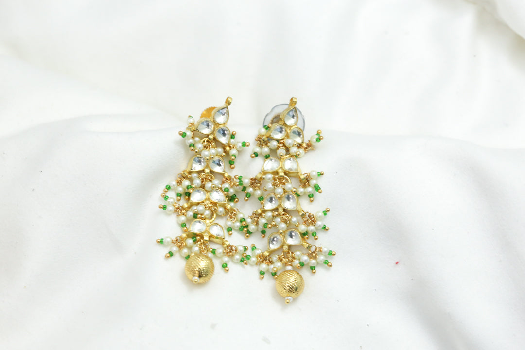 Dainty Pachi Kundan Earrings - Clear