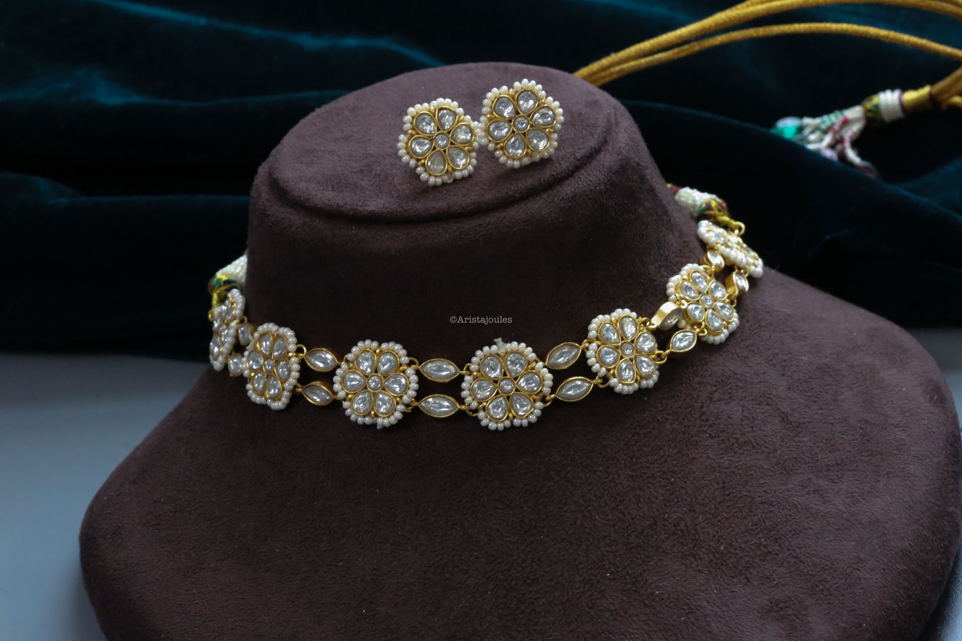 Natasha Kundan Choker Set