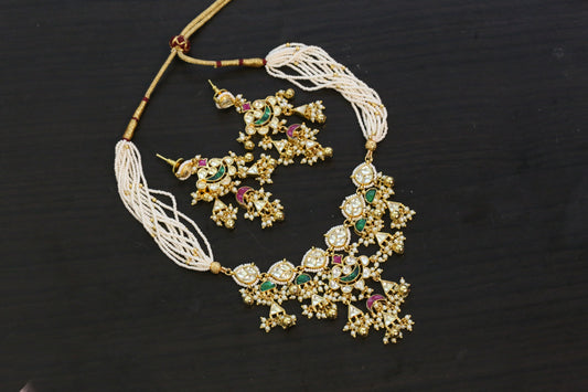 Dainty Multicolor Pachi Kundan Necklace Set