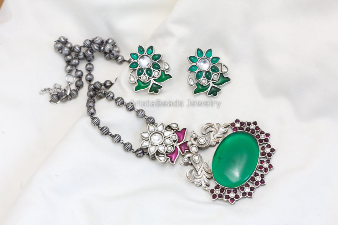 Kundan & Green Monalisa Stone Necklace