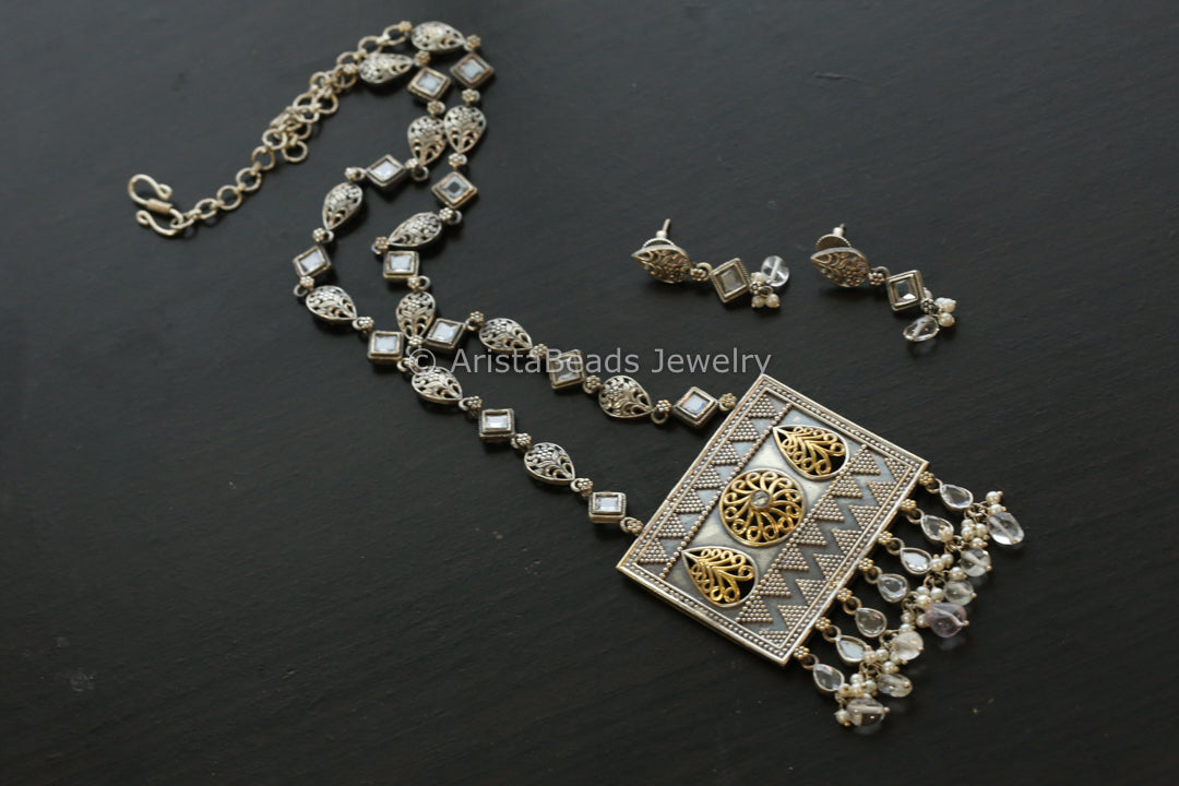 Suhana Dual Tone Necklace Set - Clear
