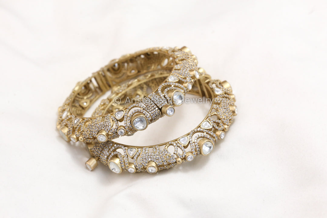 Mehndi Polish Kundan Polki CZ Bangle