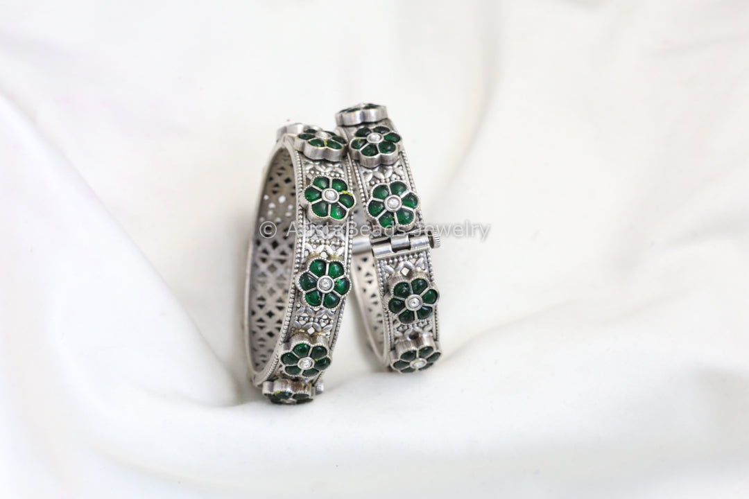 Pacheli Silver Look Kundan Bangle Set (2.6 Openable)