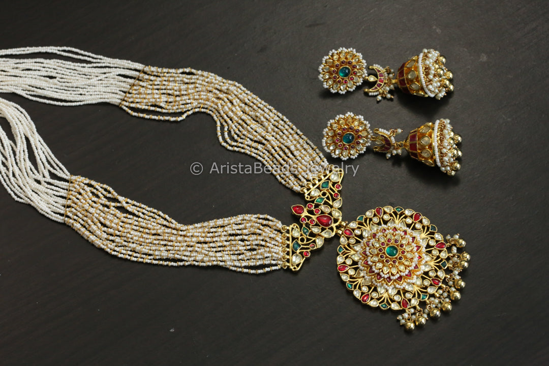 One Of A Kind Pachi Kundan Necklace Set