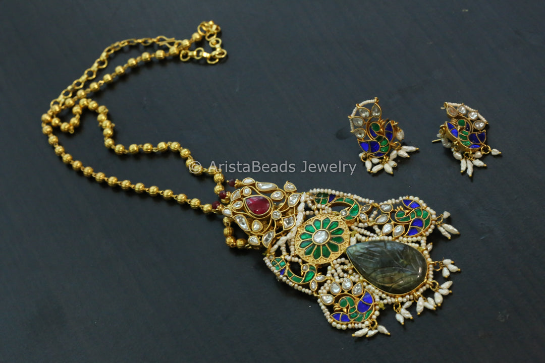 Real Pearls, Labradorite & Jadau Kundan Pendant Set ( Removable)