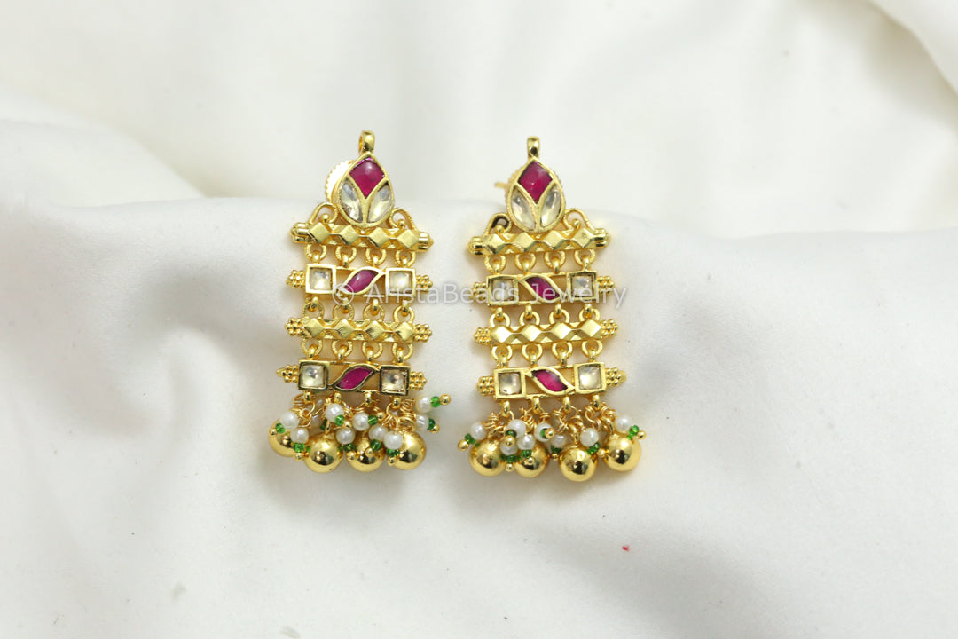 Dainty Pachi Kundan Earrings