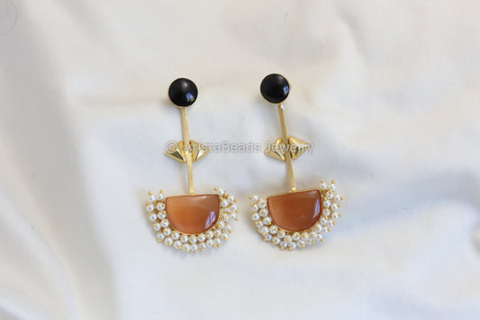 Contemporary Monalisa Stones Earrings
