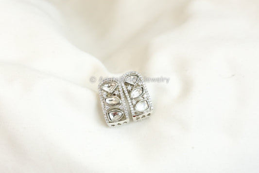 Dainty Kundan Earrings - Silver