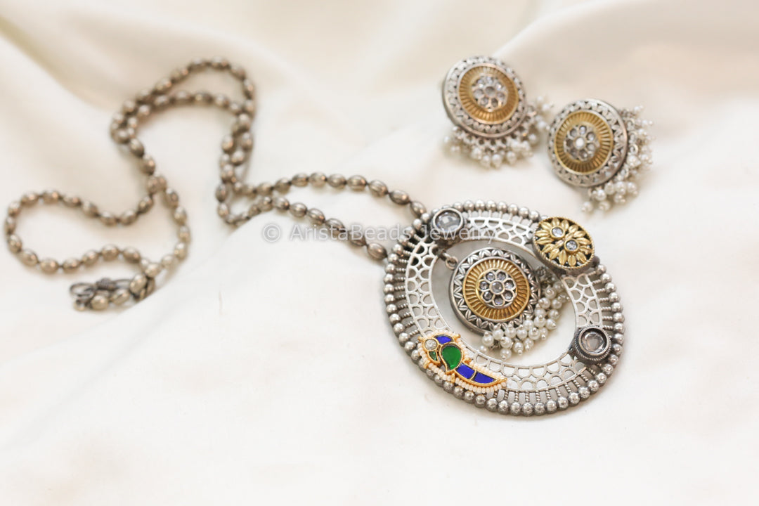 Kundan Fusion Dual Tone Pendant Chain Set - Clear