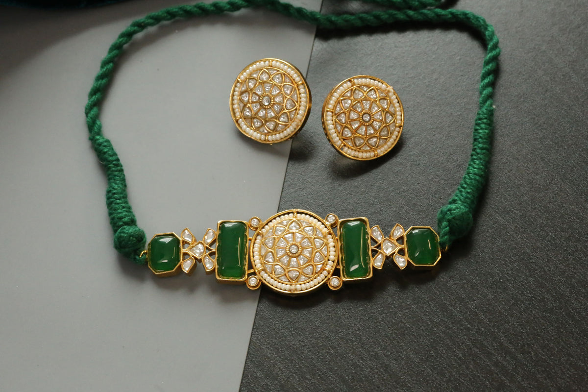 Zehra Jadau Kundan Choker Set