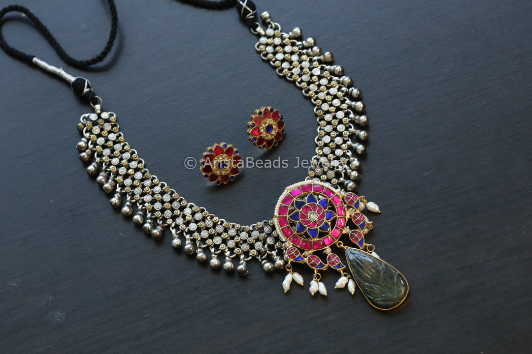 Next To Real Silver Labradorite Jadau Kundan Necklace Set