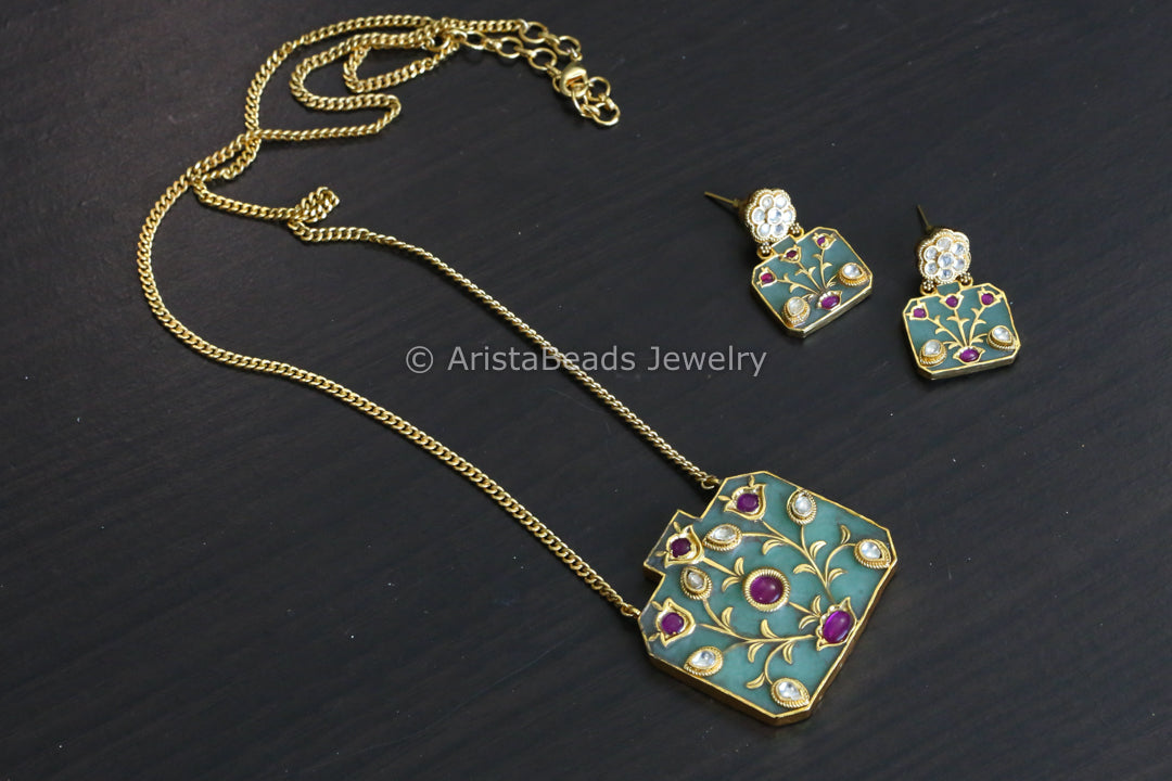 Jadau Kundan Inlay Work Set -Mint