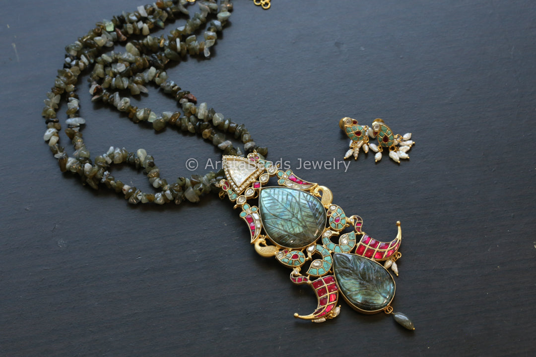 Next To Real Labradorite Pendant In Mala/ Hasli