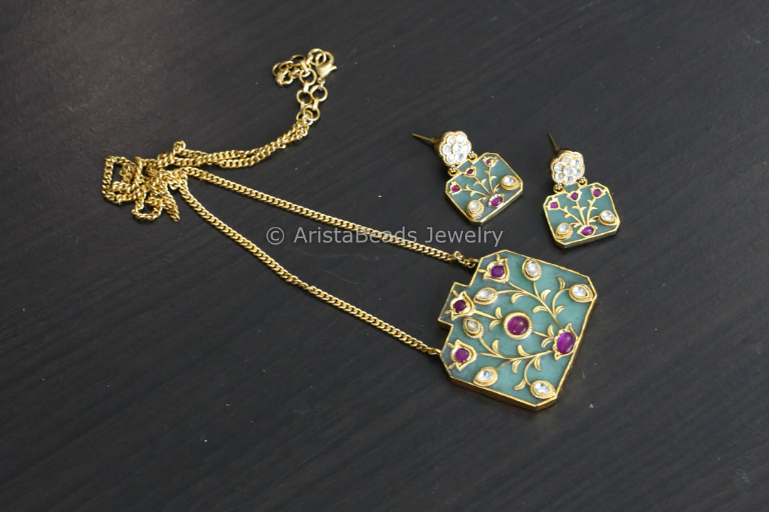 Jadau Kundan Inlay Work Set -Mint
