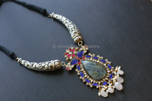 Blue Jadau Kundan Fusion Necklace - Carved Labradorite