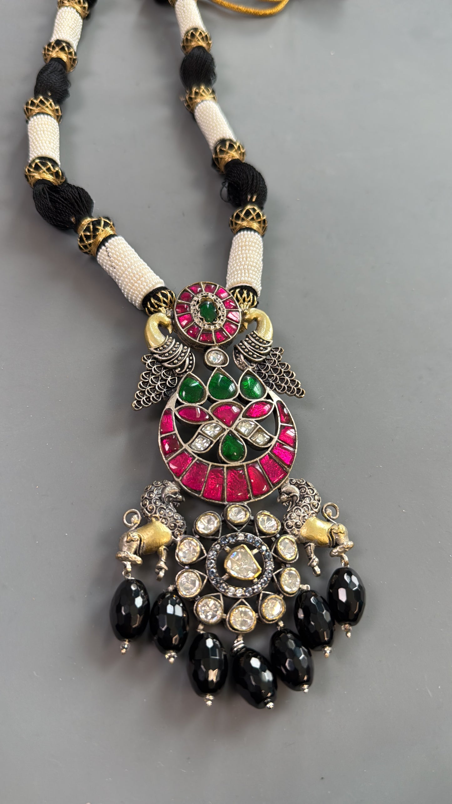 Premium Jadau Moissanite Necklace - Black Onyx Drops