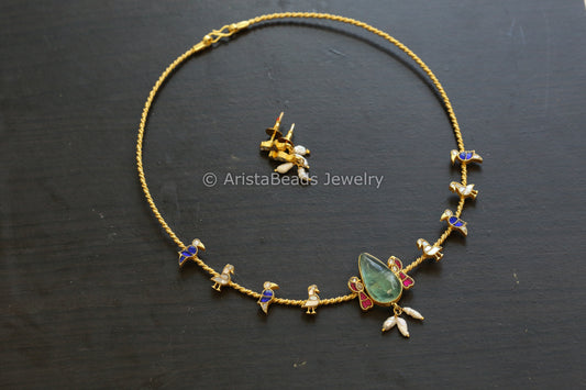 Dainty Fluorite &  Kundan Jadau Hasli Necklace
