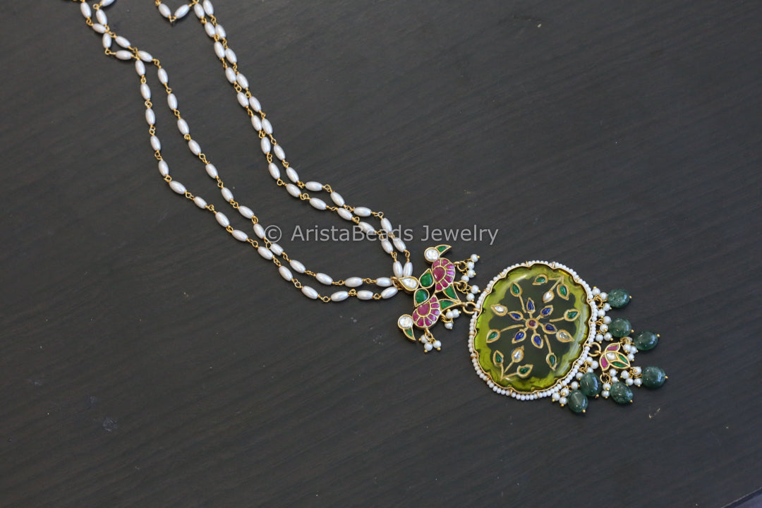Engraved Jadau Kundan Necklace Set