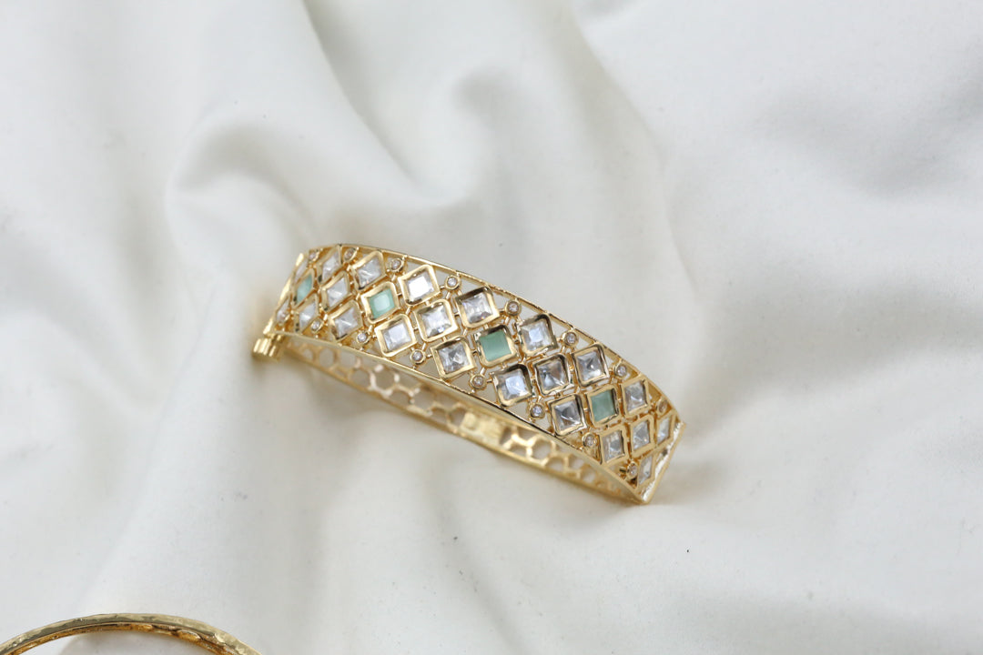 Premium Polki Bracelet -  Clear Mint(Openable)