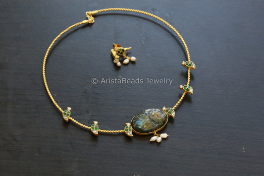 Dainty Labradorite &  Kundan Jadau Hasli Necklace