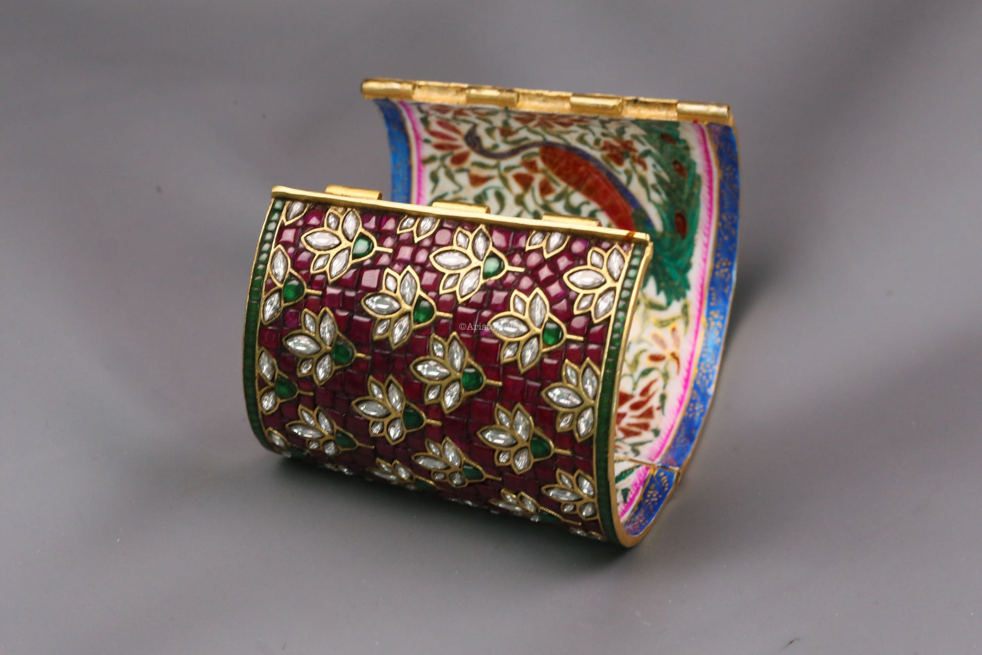 Yuvrani Designer Jadau Kundan Bangle (Openable)