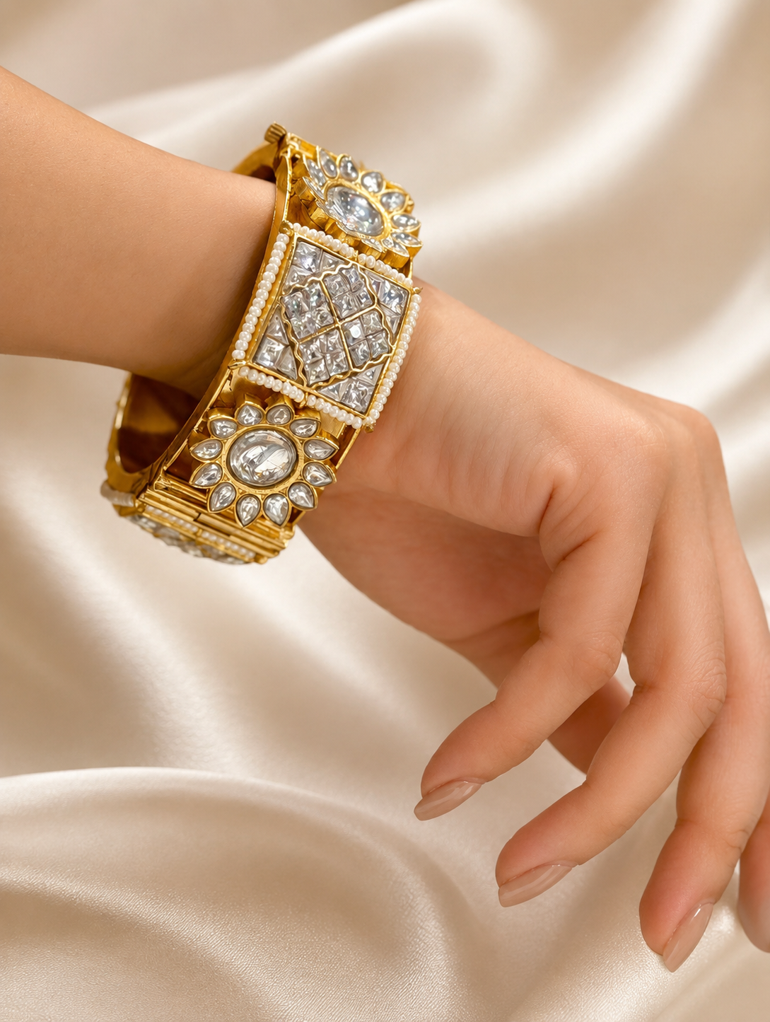 Maithili Takkar Jadau Kundan Bangle (2.4 Openable) - Single