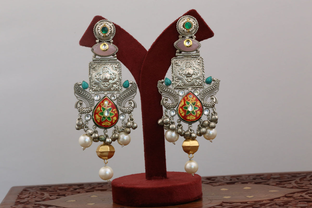 Large Fusion Meenakari & Kundan Dual Tone Earrings - Red
