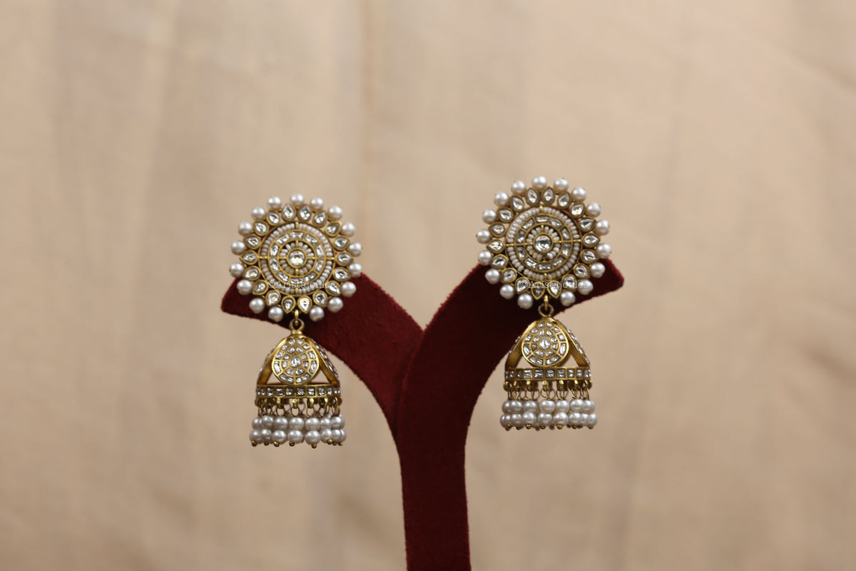 Kalindi Vintage Gold Polish Jhumka