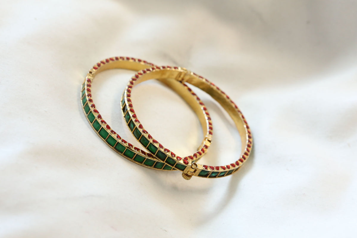 Jadau Enamel Sia Bangle Set ( Pair - Set of 2) - Green